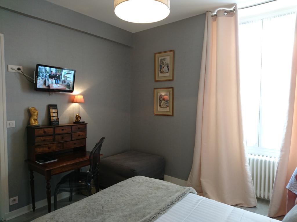 Hotel La Villa Marjane Saint-Jean-le-Blanc Esterno foto