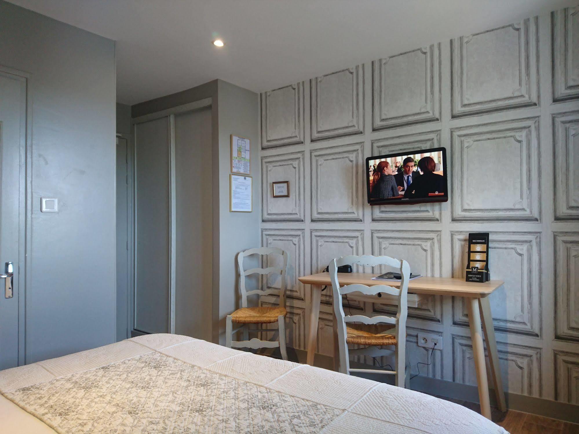 Hotel La Villa Marjane Saint-Jean-le-Blanc Esterno foto
