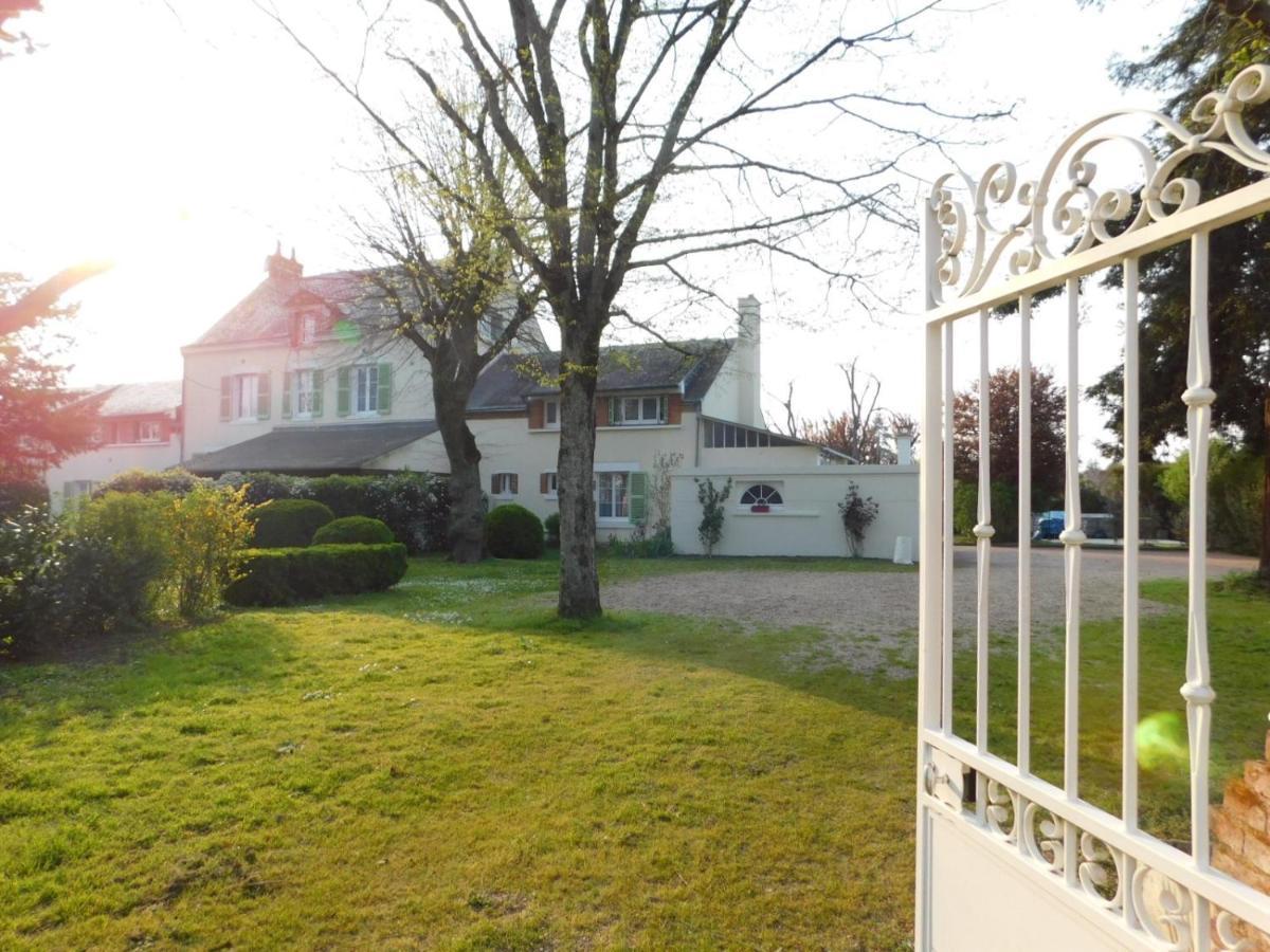 Hotel La Villa Marjane Saint-Jean-le-Blanc Esterno foto